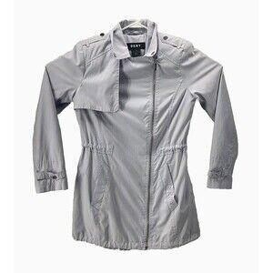 DKNY Very Light Purple Water Resistant Jacket Women’s Size XS